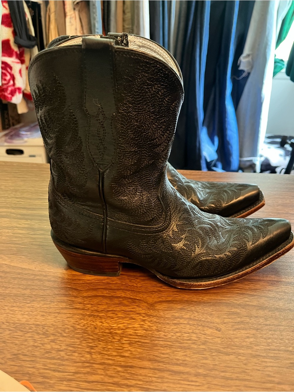 Ariat Cate X Toe Black Embroidered Leather Women's Western Heeled Boots - Picture 2 of 9